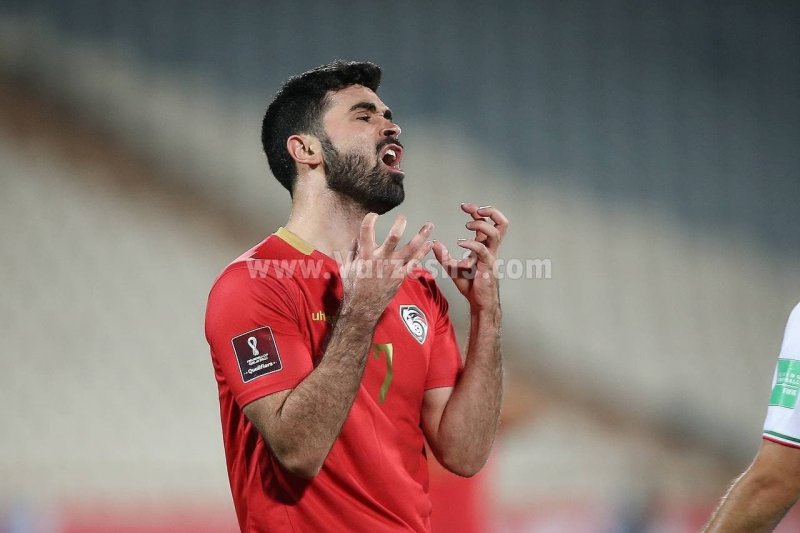 مسی در آسیا به مشکل خورد! (عکس)