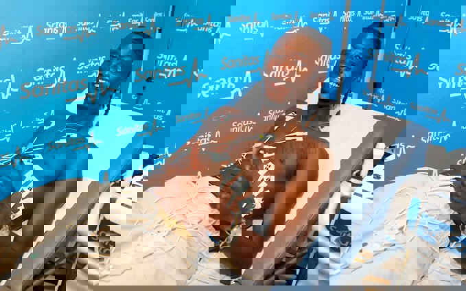 1641889