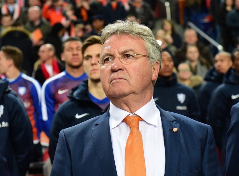 رسمی: گاس هیدینک از دنیای فوتبال خداحافظی کرد