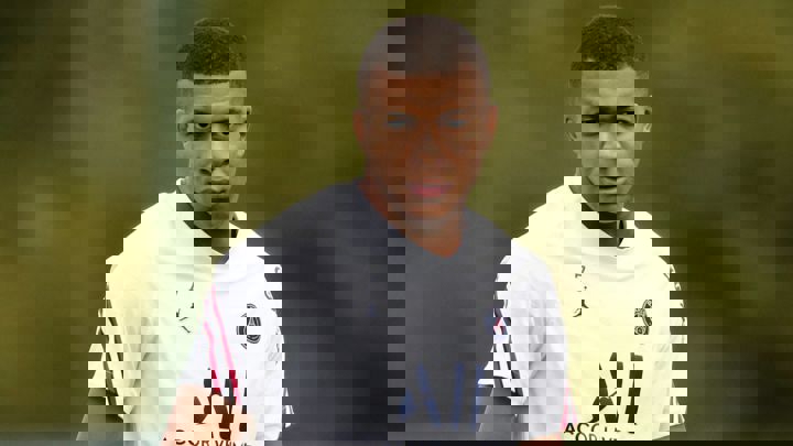 1642668