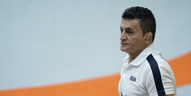 بنا: همه مربیان از من بیشتر زحمت کشیدند