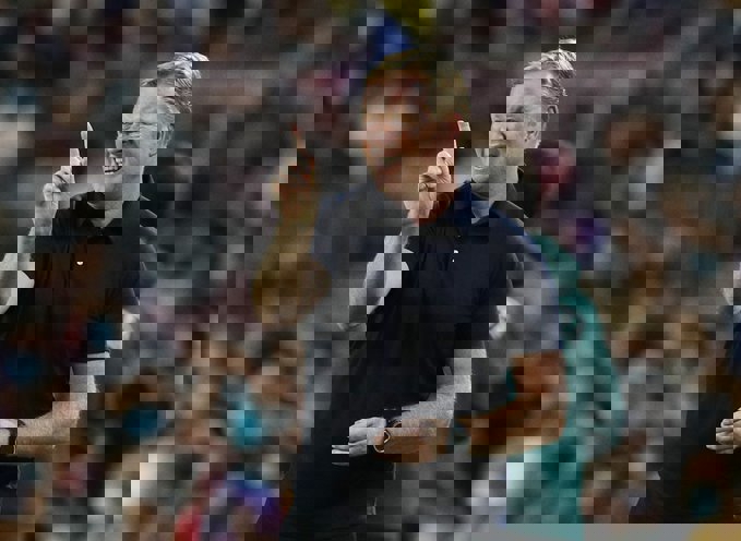 1644085