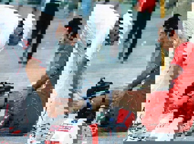 1645023