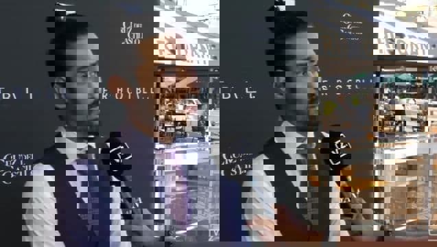 1645533