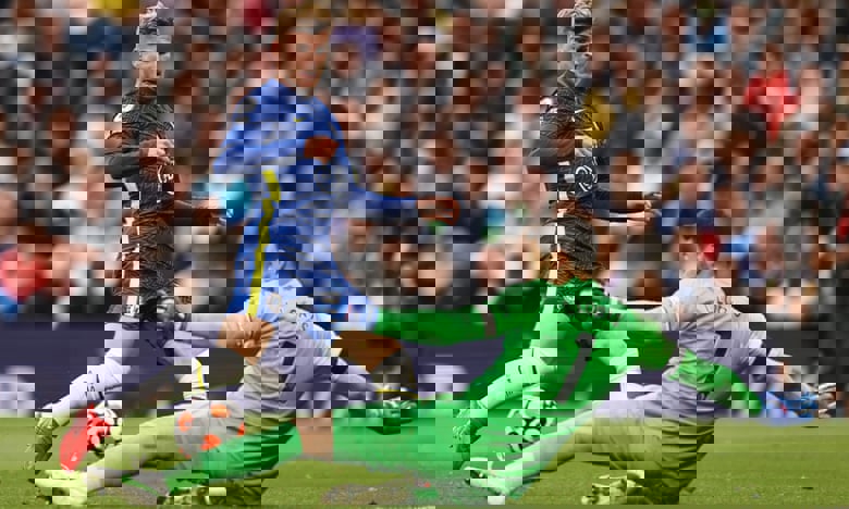 1645618