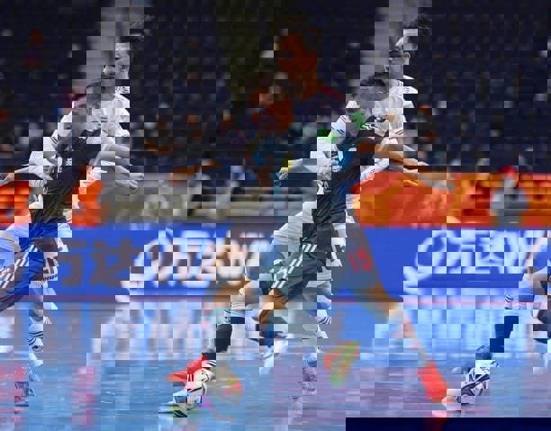 1646017