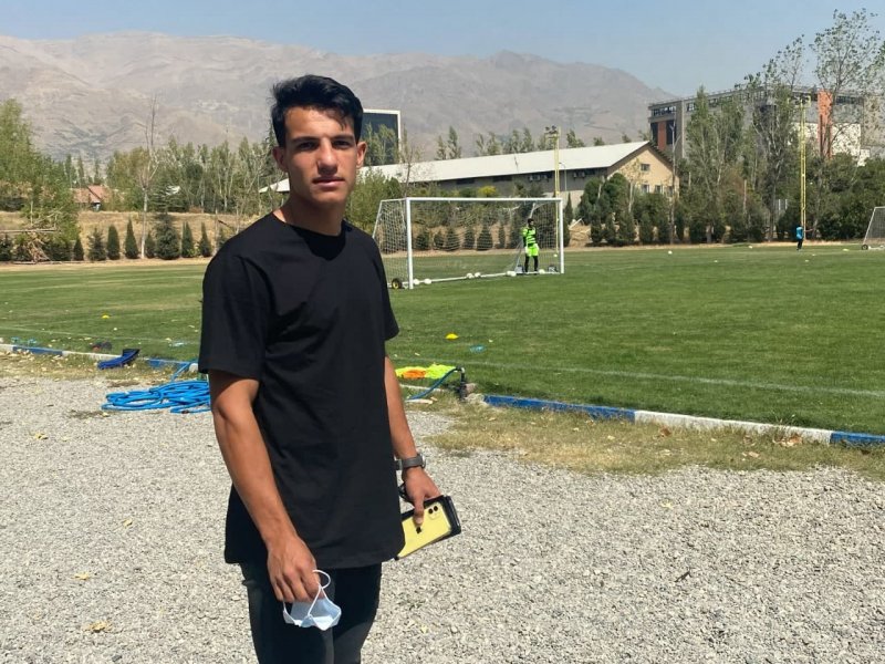 هافبک استقلال به شروع لیگ برتر می‌رسد