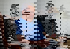 راز علاقه ایرانی‌ها به این کروات شکست خورده