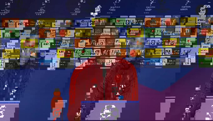 1648492