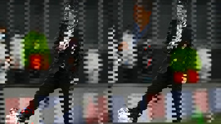 1649184