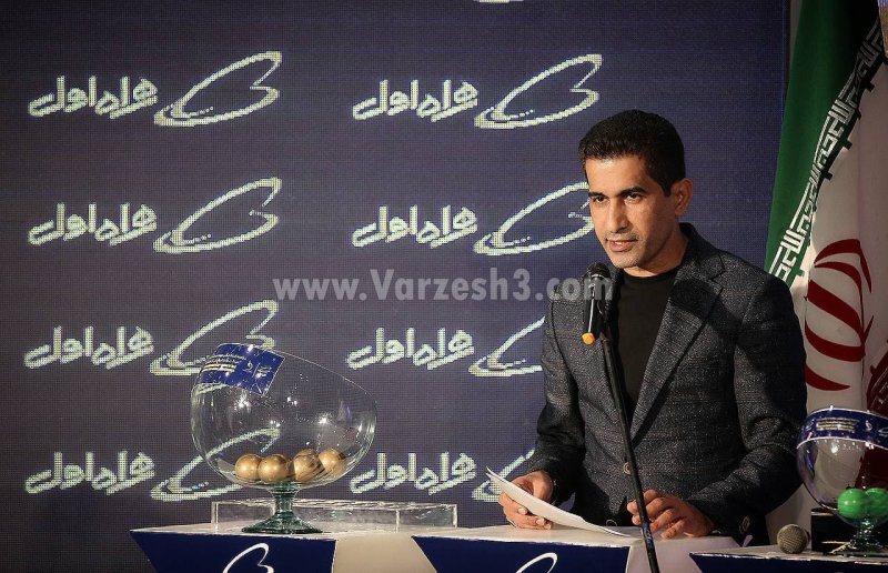 بانوانِ تماشاگر و VAR در بازیهای تیم ملی