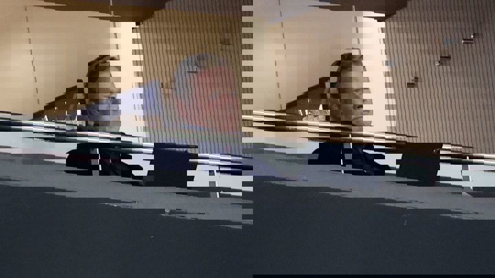 1650100