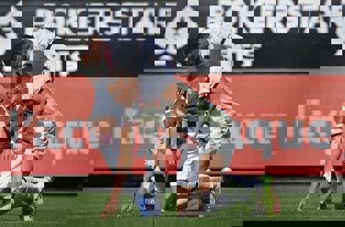 1650387