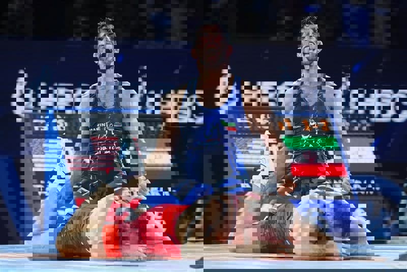 1650770