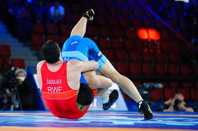 مرحله اول انتخابی کشتی آزاد به تعویق افتاد؟