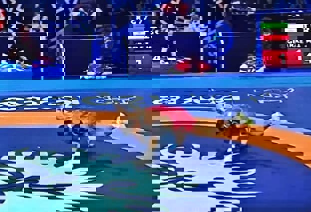 اولین برنز فرنگی با کشتی مقتدرانه گرایی