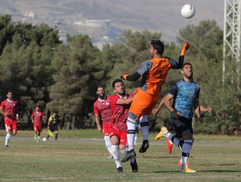 گلر عمانی دوباره در مس نیمکت‌نشین می‌شود؟