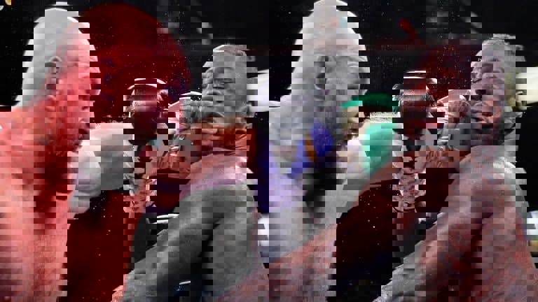 فیوری و پیروزی بزرگ مقابل رقیب قدیمی (عکس)