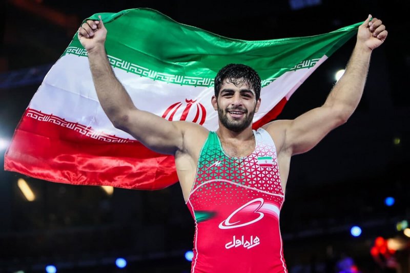 قهرمان سال قبل، در بلگراد برنزى شد