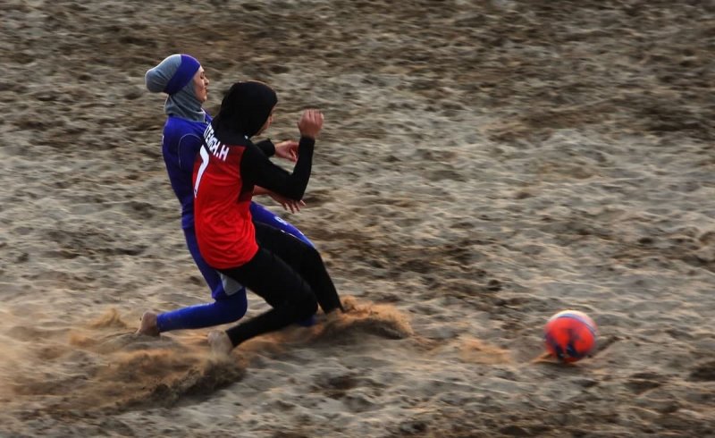 لیگ فوتبال ساحلی زنان در اوج هیجان