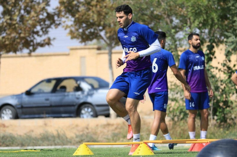 نقی‌زاده: یک‌سال قبل قرار بود به اینجا بیایم