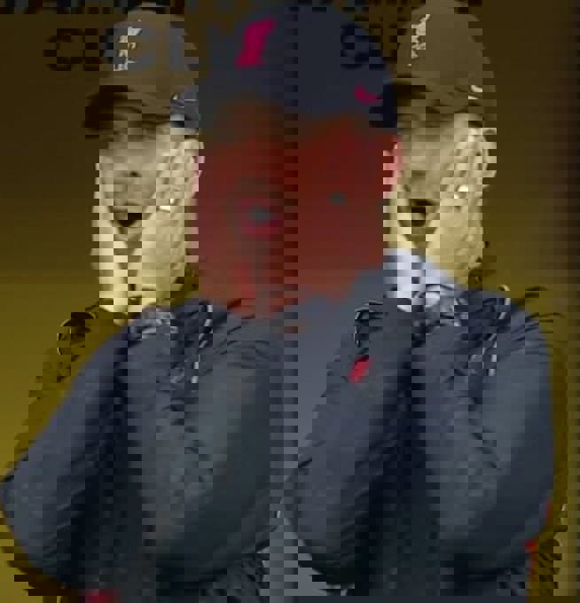 1654602