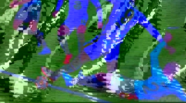 1656357