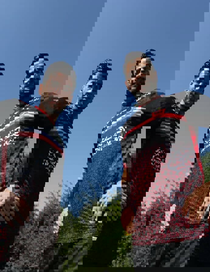 1656825