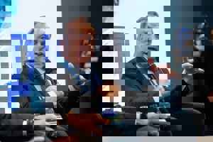 دیدار هواداران زنیت با سرمربی عراق (عکس)