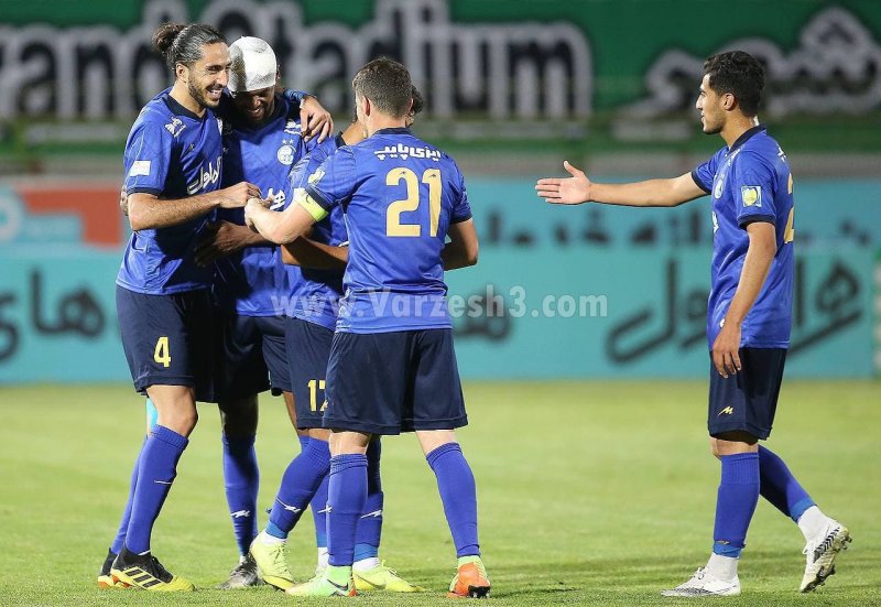 قدردانی ویژه صالح و استقلالی ها از یامگا (عکس)