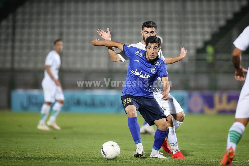   به تصمیم مجیدی و کمتر بازی کردنم احترام می‌گذارم