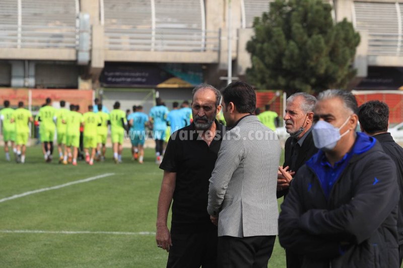 میثاقیان: با 18 بازیکن فردا مقابل نفت بازی میکنیم