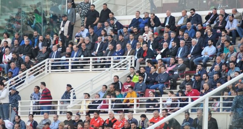 فیفا مانع حضور تماشاگران در دیدار ایران و لبنان شد