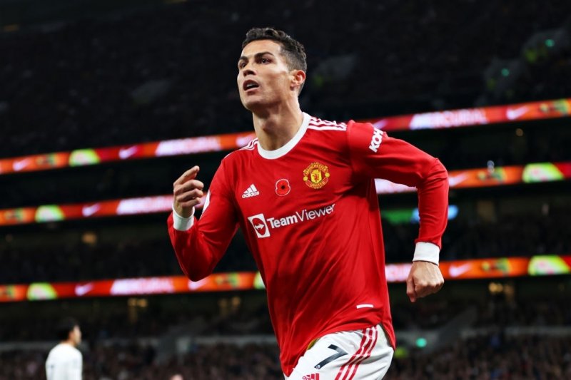 سوپرگل کریس رونالدو؛ ماموریت نجات CR7 (عکس)