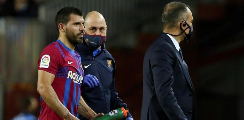 نگرانی بارسلونا؛ قرارداد آگوئرو فسخ میشود؟