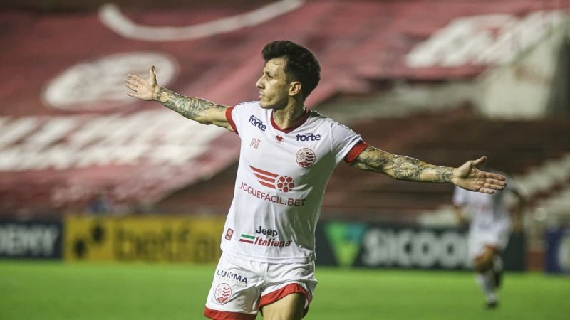 این بازیکن برزیلی پیشنهاد استقلال را رد کرد