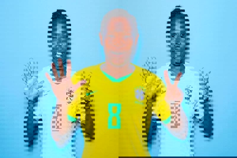 ستاره فوتبال زنان برزیل به خط پایان رسید