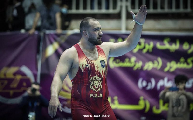 استارت زارع از آمل برای نبرد با استیوسون(عکس)