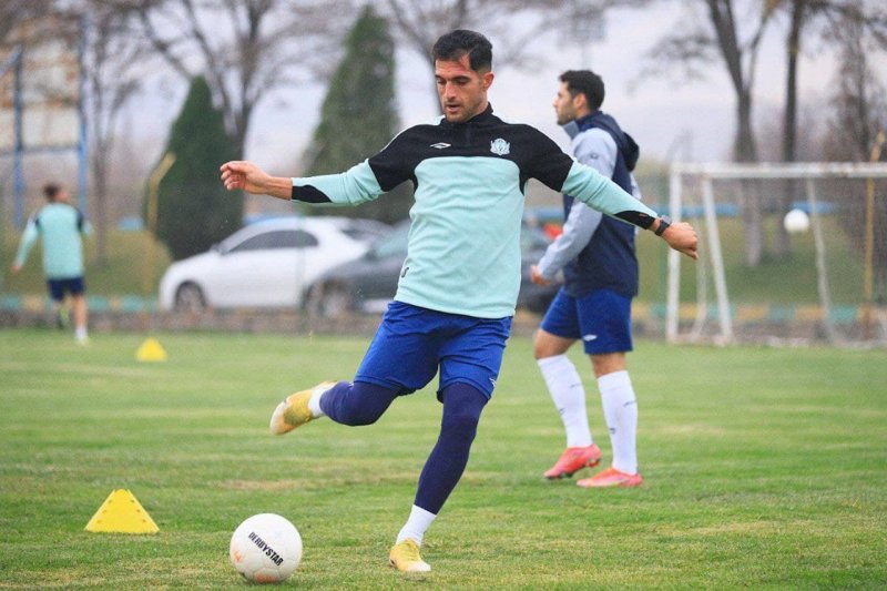 هافبک آلومینیوم به بازی با نفت رسید