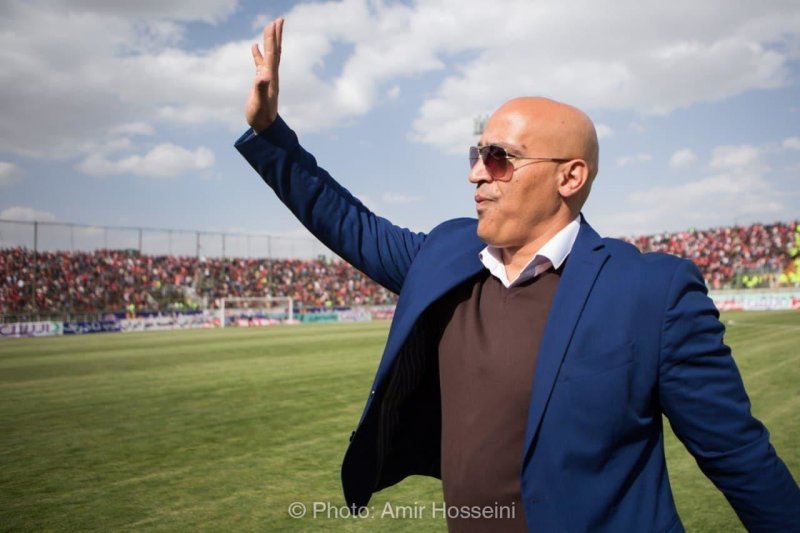 منصوریان: توقع ندارید که بگویم پرسپولیس می‌برد؟