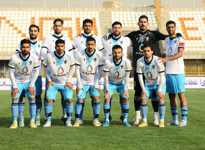 برگزاری دیدار پیکان-گلگهر در ورزشگاه دستگردی