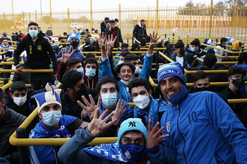 طلسم حضور هواداران اینگونه شکسته شد (عکس)