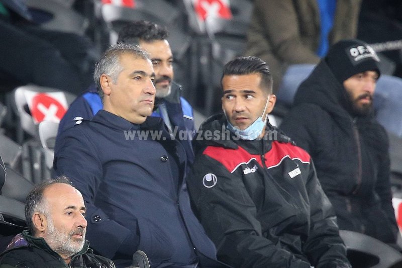  مهم ترین تماشاگران استقلال نساجی (عکس)