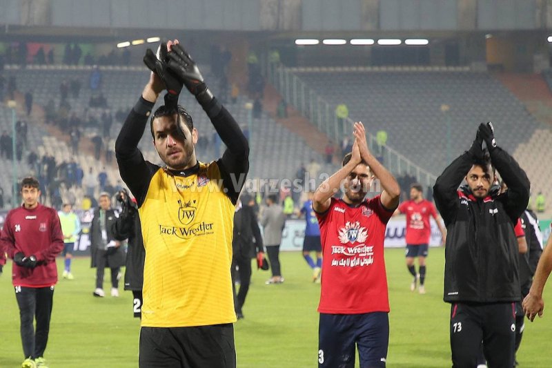 حقیقی: هرگز هواداران را تحریک نکردم