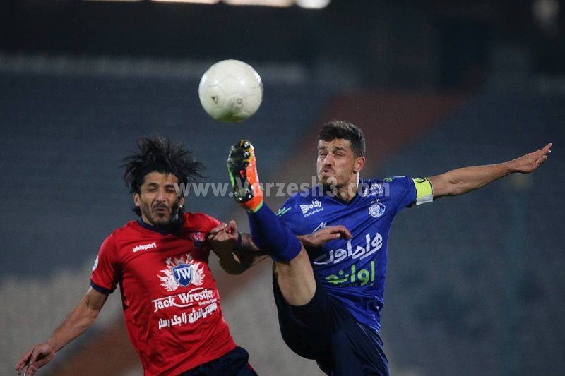 نجفی: آدم از داوری فغانی لذت میبرد