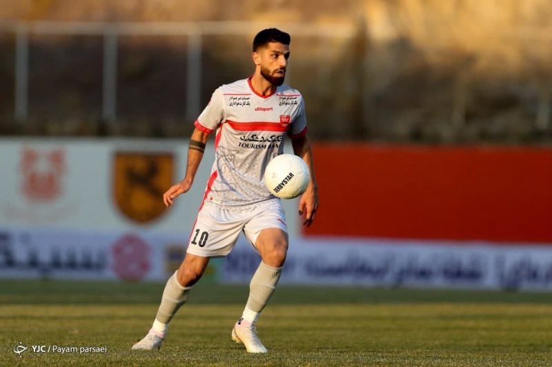 این شما و این کم‌دقت‌ترین پرسپولیسِ تاریخ! (عکس)