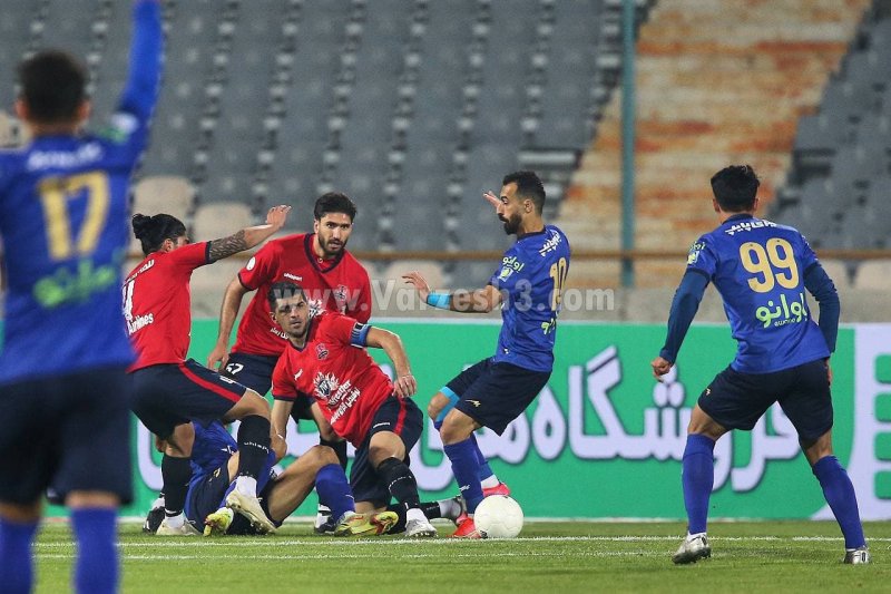 سازمان لیگ اعلام کرد خارجی‌های استقلال غیرقانونی هستند