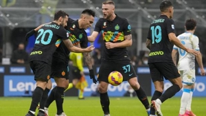 اینتر 3 - 2 ناپولی؛ نراتزوری حالا مدعی است