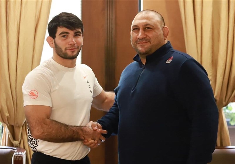 نایفونوف به داروسازی سهند ارس پیوست