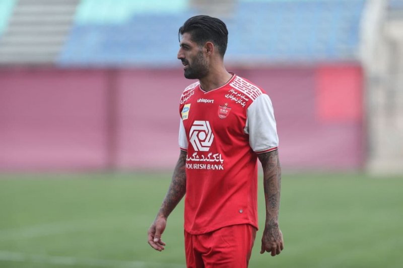 ابراهیمی نمیخواهد از ترکیب پرسپولیس دور باشد